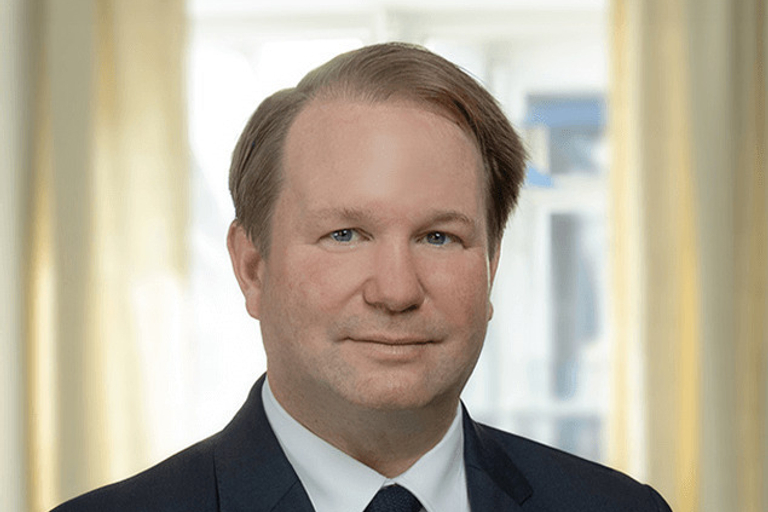 Portrait of Nicolas Schwartz, leadership advisor at Russell Reynolds Associates