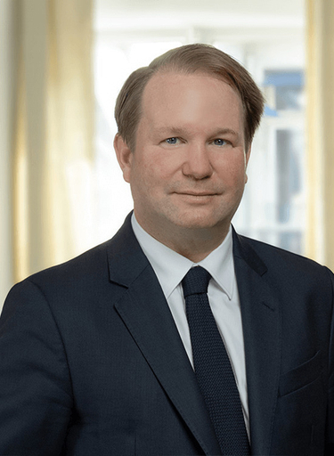 Portrait of Nicolas Schwartz, leadership advisor at Russell Reynolds Associates