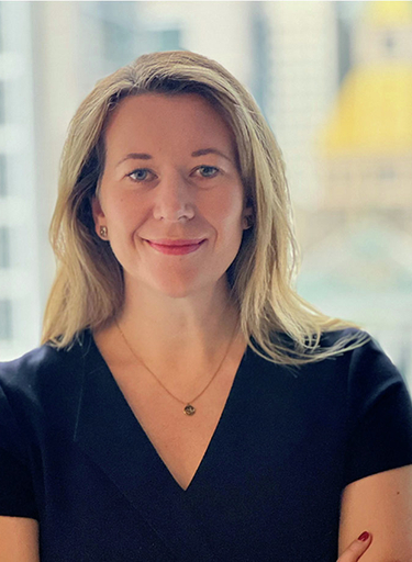 Portrait of Fiona Colyer, leadership advisor at Russell Reynolds Associates