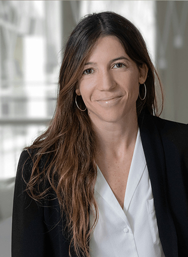 Portrait of Amélie Douyère, leadership advisor at Russell Reynolds Associates