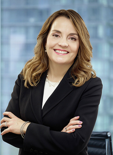 Portrait of Lisa Porlier, leadership advisor at Russell Reynolds Associates