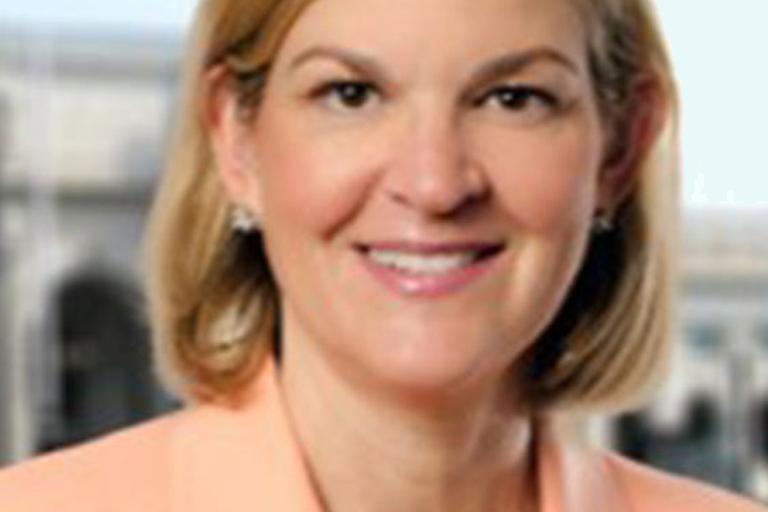 Portrait of Jackie Arends, leadership advisor at Russell Reynolds Associates