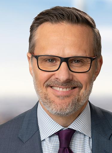 Portrait of David Lange, leadership advisor at Russell Reynolds Associates