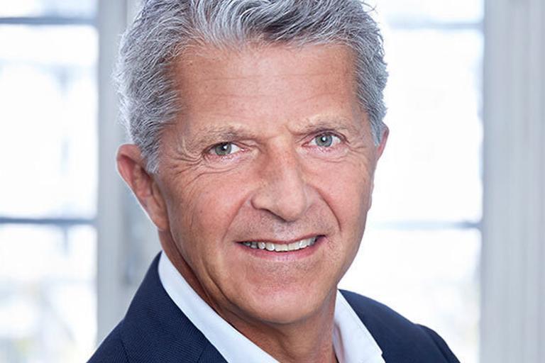 Portrait of Peter Levin, leadership advisor at Russell Reynolds Associates