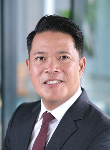 Portrait of Shad Ngam, leadership advisor at Russell Reynolds Associates