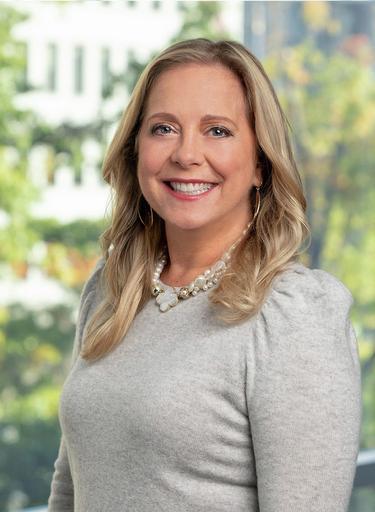 Portrait of Stephanie Tomasso, leadership advisor at Russell Reynolds Associates