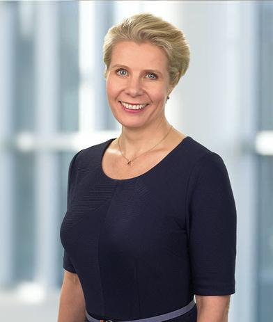 Portrait of Susanne Suhonen, leadership advisor at Russell Reynolds Associates