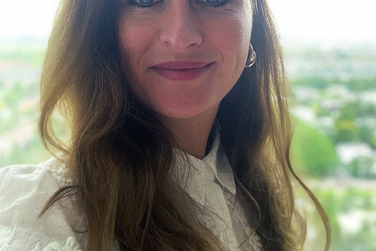 Portrait of Miranda Bender, leadership advisor at Russell Reynolds Associates