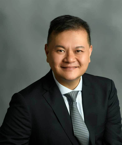 Portrait of Harry Lin, leadership advisor at Russell Reynolds Associates