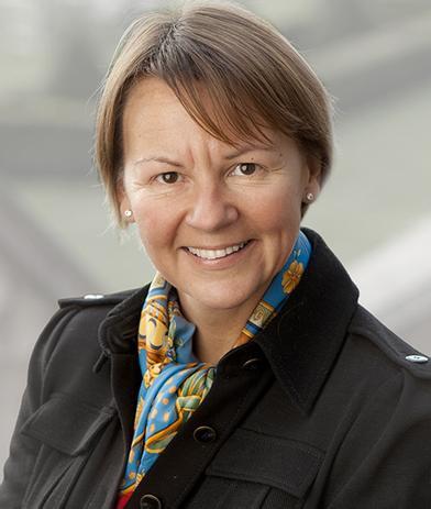 Portrait of Suzzane Wood, leadership advisor at Russell Reynolds Associates
