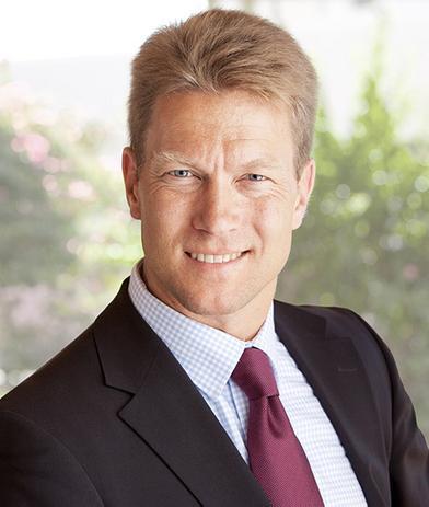 Portrait of Micha Rosenthal, leadership advisor at Russell Reynolds Associates
