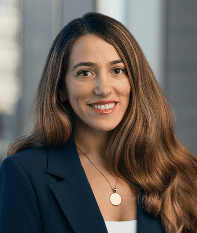 Portrait of Esmeralda (Ezzy) Popo, leadership advisor at Russell Reynolds Associates