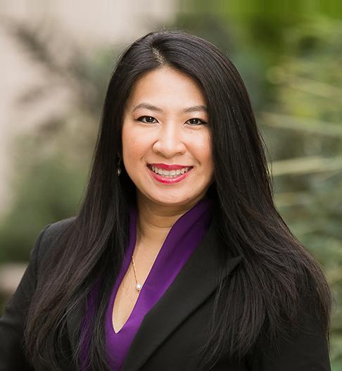 Portrait of Yen Ling Shek, leadership advisor at Russell Reynolds Associates