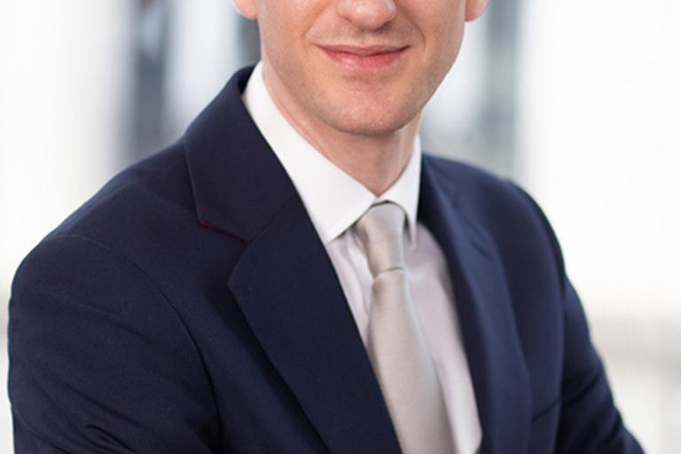 Portrait of Lorcan Lennon, leadership advisor at Russell Reynolds Associates