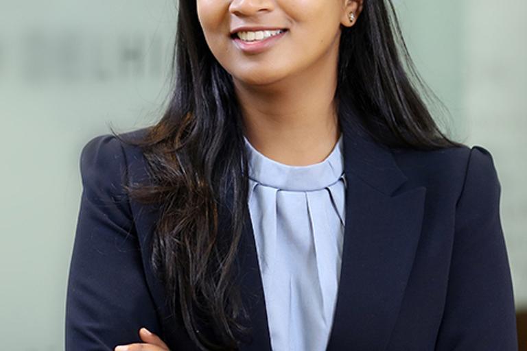 Portrait of Shama Gupta, leadership advisor at Russell Reynolds Associates