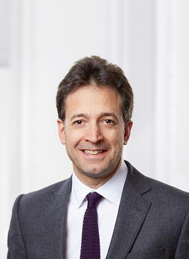 Portrait of Rhys Grossman, leadership advisor at Russell Reynolds Associates