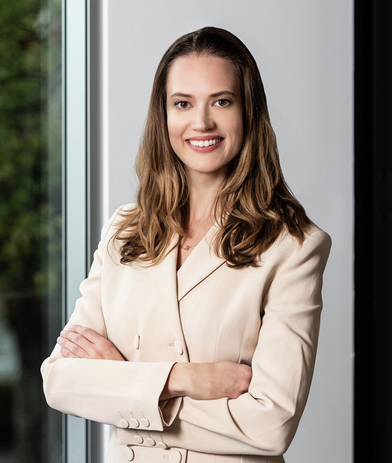 Portrait of Alexandra Ettlin, leadership advisor at Russell Reynolds Associates