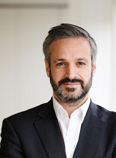 Portrait of David Detrilles, leadership advisor at Russell Reynolds Associates