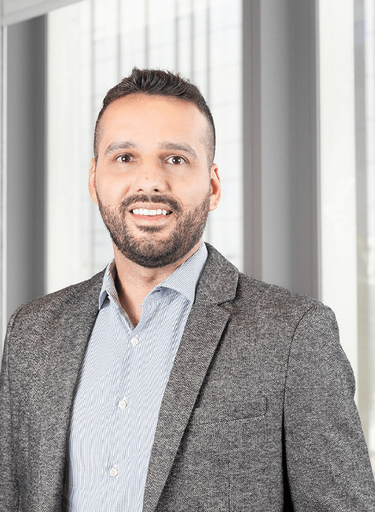 Portrait of Fabio Loli, leadership advisor at Russell Reynolds Associates