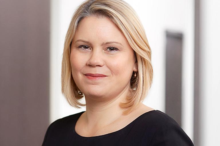 Portrait of Helen Metcalfe, leadership advisor at Russell Reynolds Associates
