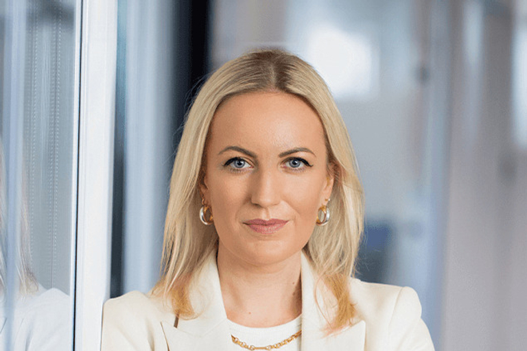 Portrait of Georgie Deane, leadership advisor at Russell Reynolds Associates