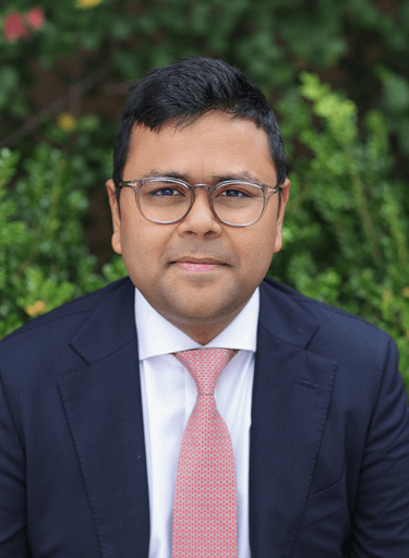 Portrait of Rohit Gupta, leadership advisor at Russell Reynolds Associates