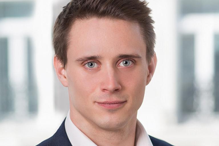 Portrait of Gabriel Czembor, leadership advisor at Russell Reynolds Associates