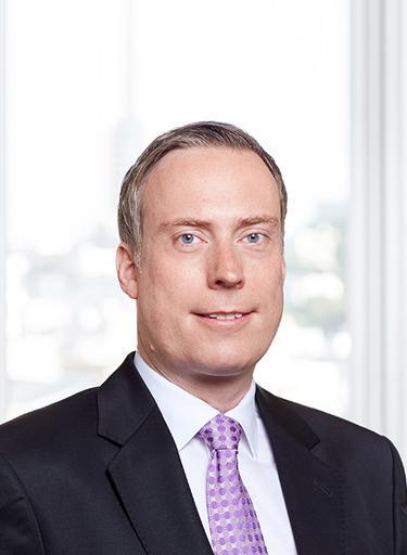 Portrait of Boris Albers, leadership advisor at Russell Reynolds Associates