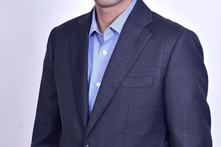 Portrait of Harpuneet Singh, leadership advisor at Russell Reynolds Associates