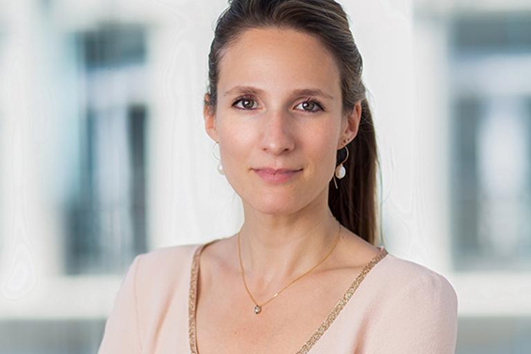 Portrait of Emma Telford, leadership advisor at Russell Reynolds Associates