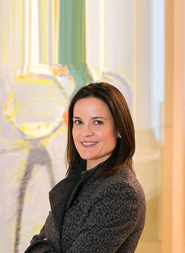 Portrait of Gabrielle Lajoie, leadership advisor at Russell Reynolds Associates