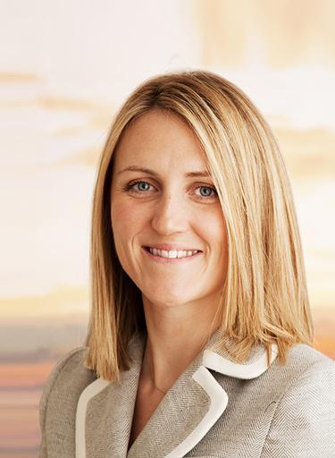 Portrait of Hannah Brazier, leadership advisor at Russell Reynolds Associates