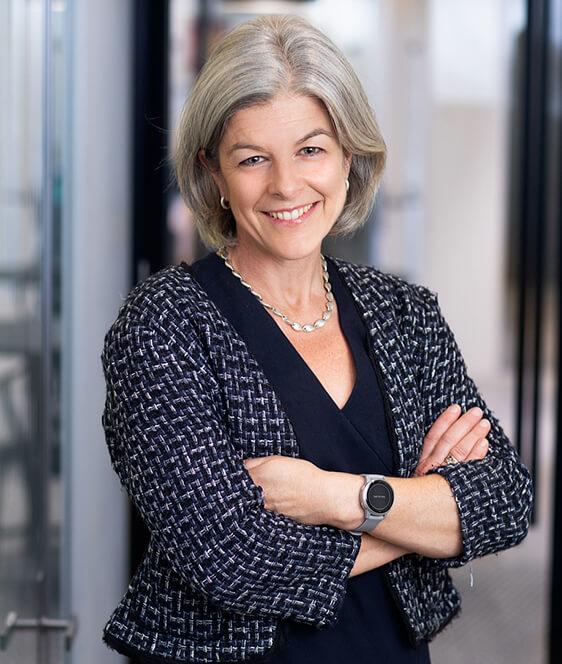 Portrait of Sarah Galloway, leadership advisor at Russell Reynolds Associates