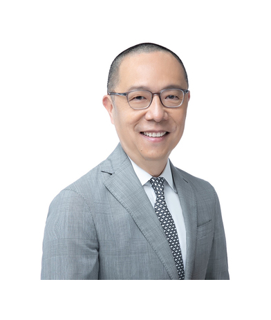 Portrait of Cyril Chong, leadership advisor at Russell Reynolds Associates