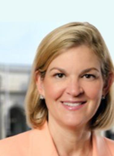 Portrait of Jackie Arends, leadership advisor at Russell Reynolds Associates