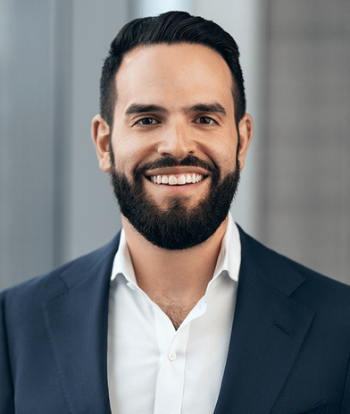Portrait of Sam Smith, leadership advisor at Russell Reynolds Associates
