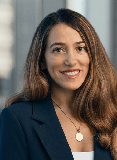Portrait of Esmeralda (Ezzy) Popo, leadership advisor at Russell Reynolds Associates