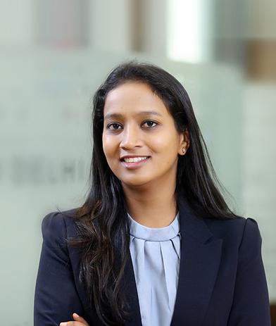 Portrait of Shama Gupta, leadership advisor at Russell Reynolds Associates