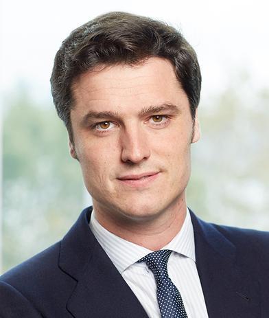 Portrait of Andres Gil-Casares, leadership advisor at Russell Reynolds Associates