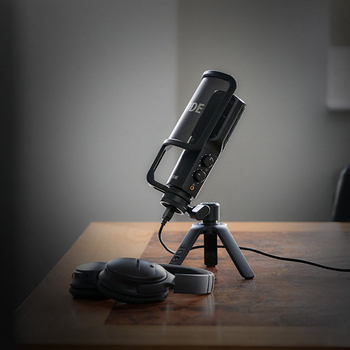 banner-redefiners-microphone.jpg