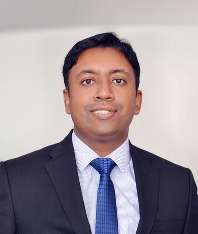 Portrait of Vijuraj Eranazhath, leadership advisor at Russell Reynolds Associates