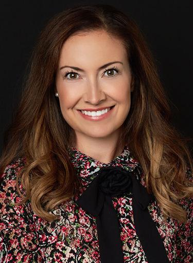 ortrait of Marnie Smith, leadership advisor at Russell Reynolds Associates
