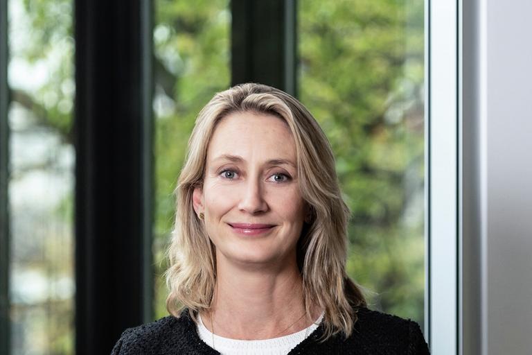 Portrait of Alison Mathys, leadership advisor at Russell Reynolds Associates