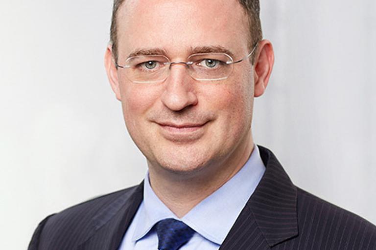 Portrait of Matthias Oberholzer, leadership advisor at Russell Reynolds Associates