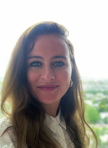 Portrait of Miranda Bender, leadership advisor at Russell Reynolds Associates
