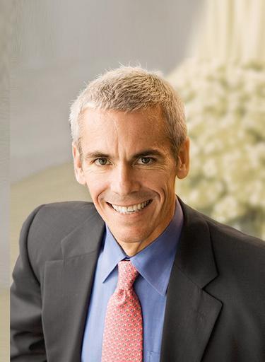 Portrait of Andrew Hayes, leadership advisor at Russell Reynolds Associates