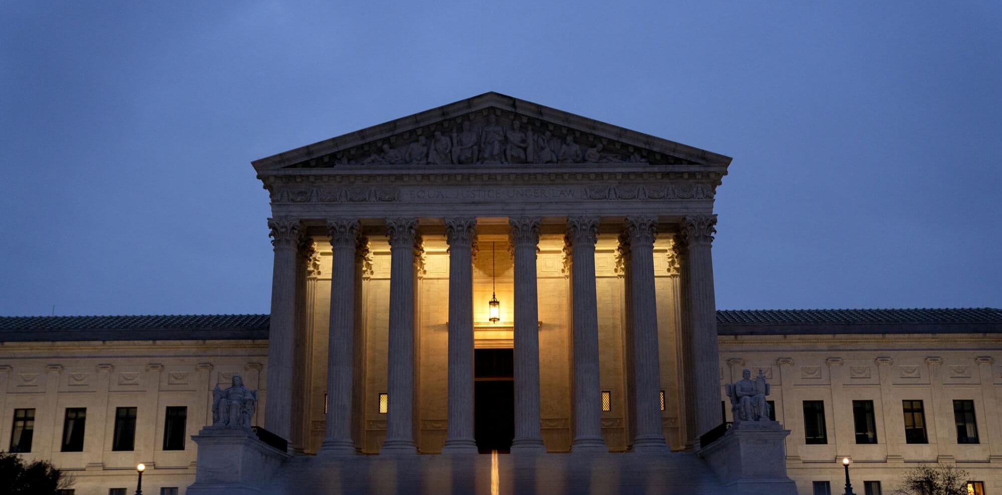 image-us-supreme-court-1448512515.jpeg