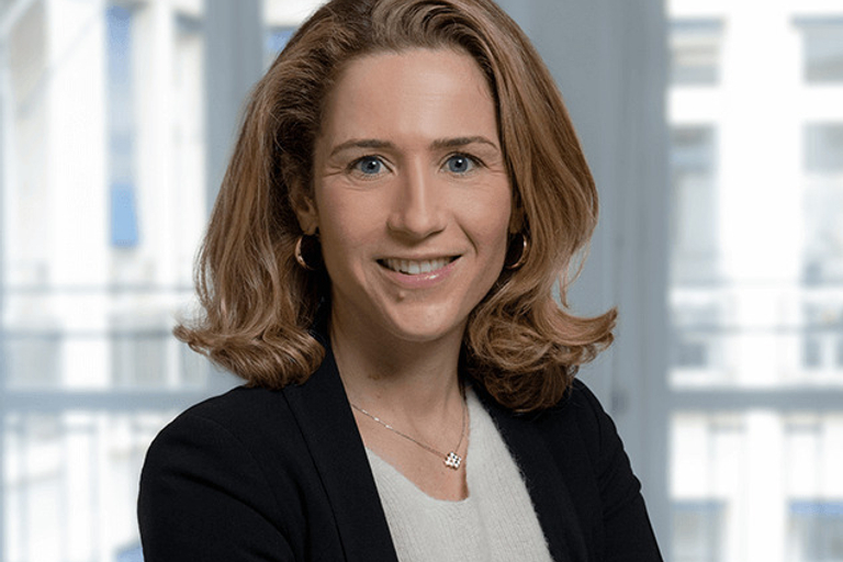 Portrait of Julie Rullier, leadership advisor at Russell Reynolds Associates