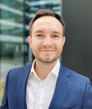 Portrait of Bartek Zachara, leadership advisor at Russell Reynolds Associates