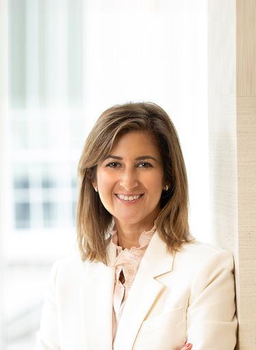 Portrait of Nanaz Mohtashami, leadership advisor at Russell Reynolds Associates